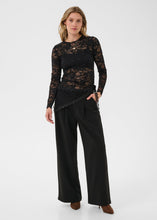 Load image into Gallery viewer, Cream Pitia Lace Long Sleeve