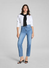 Load image into Gallery viewer, Spanxshape™ Authentic 360 90s Straight Leg Jeans