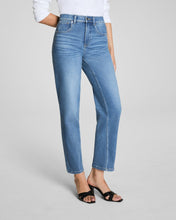 Load image into Gallery viewer, Spanxshape™ Authentic 360 90s Straight Leg Jeans