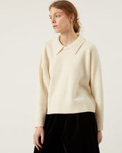 Load image into Gallery viewer, Naif Lennon Sweater