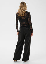 Load image into Gallery viewer, Cream Pitia Lace Long Sleeve
