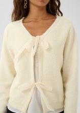 Load image into Gallery viewer, Cream Bulp Cardigan
