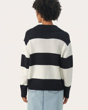 Load image into Gallery viewer, Elinda Striped Sweater
