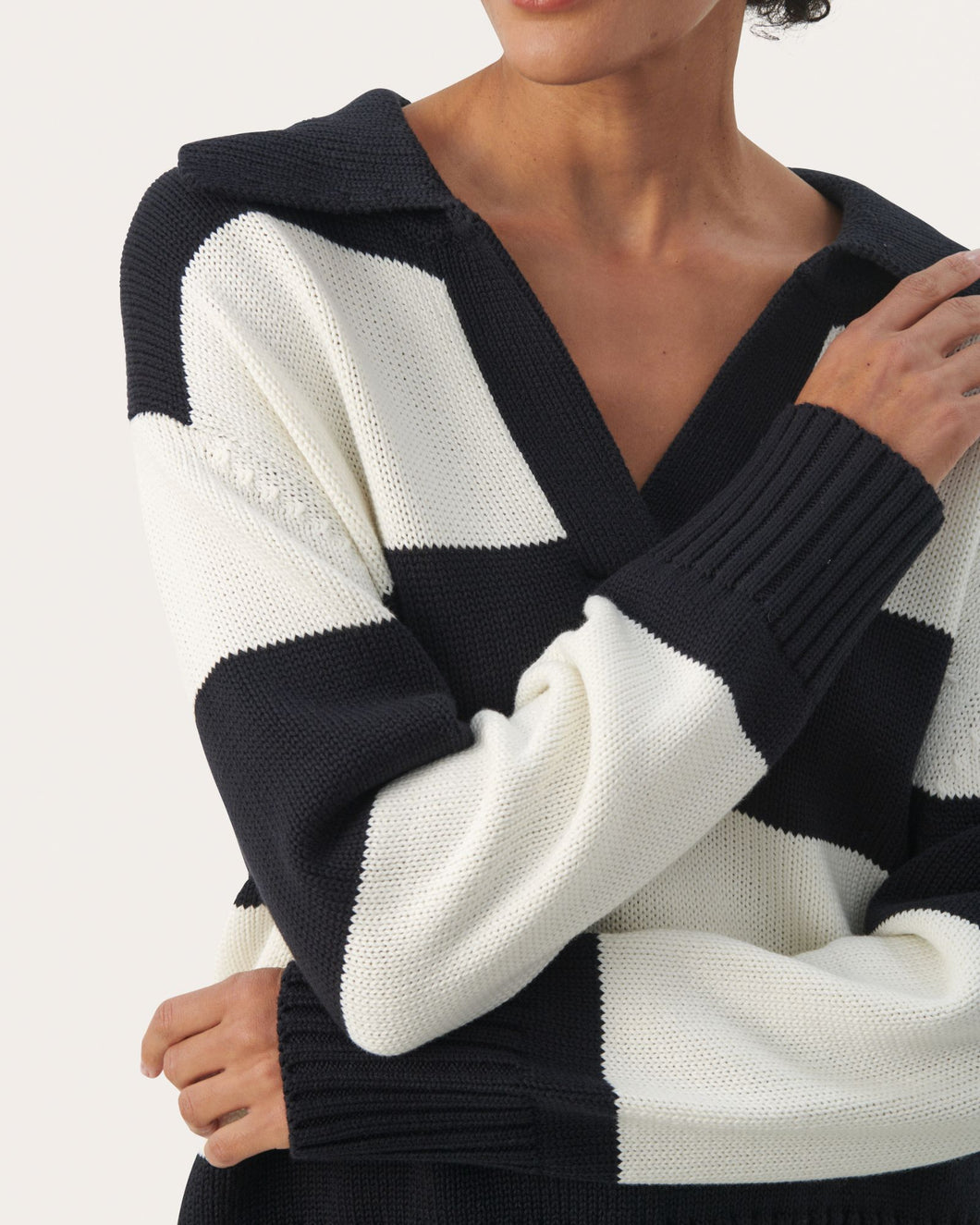 Elinda Striped Sweater