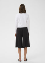 Load image into Gallery viewer, In Wear Vincent Bermuda Short
