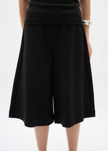 Load image into Gallery viewer, In Wear Vincent Bermuda Short
