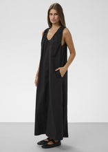 Load image into Gallery viewer, Soaked Almeda Maxi Dress
