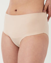 Load image into Gallery viewer, SPANXsmooth™ Undie-Tectable Brief
