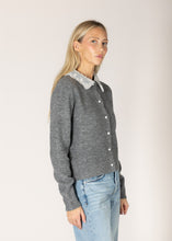 Load image into Gallery viewer, Lyla &amp; Luxe Aisha Sweater with Lace Collar
