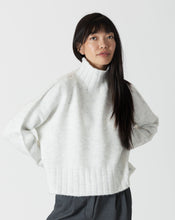 Load image into Gallery viewer, Lyla and Luxe Calli Mockneck Sweater
