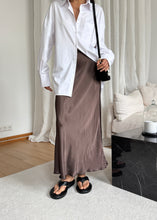 Load image into Gallery viewer, Charli Sasha Satin Maxi Skirt
