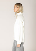 Load image into Gallery viewer, Lyla &amp; Luxe Dolly Chunky Mock Neck Sweater
