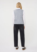 Load image into Gallery viewer, Esqualo Knit Vest

