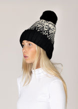 Load image into Gallery viewer, Lyle &amp; Luxe Lined Faux Fur Pom Hat
