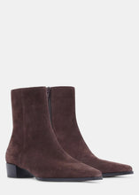 Load image into Gallery viewer, Steve Madden Janay Boot
