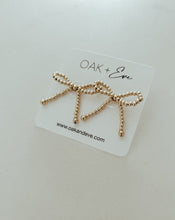 Load image into Gallery viewer, Oak &amp; Eve Gold Bow Earrings
