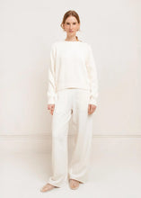 Load image into Gallery viewer, Paper Label Avery Crew Neck Sweater
