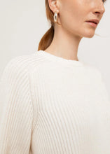 Load image into Gallery viewer, Paper Label Avery Crew Neck Sweater

