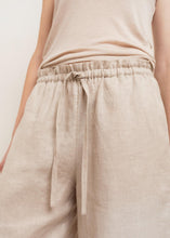 Load image into Gallery viewer, Paper Label Sadie Linen Pant
