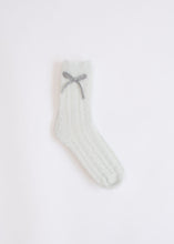 Load image into Gallery viewer, Lyla &amp; Luxe Plush Bow Socks

