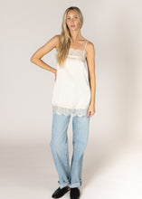 Load image into Gallery viewer, Lyla &amp; Luxe Lace Cami
