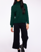 Load image into Gallery viewer, Pistache Knit Cropped Pant
