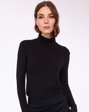 Load image into Gallery viewer, Pistache Viscose Turtleneck

