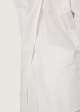 Load image into Gallery viewer, Soaked Jani Poplin Blouse
