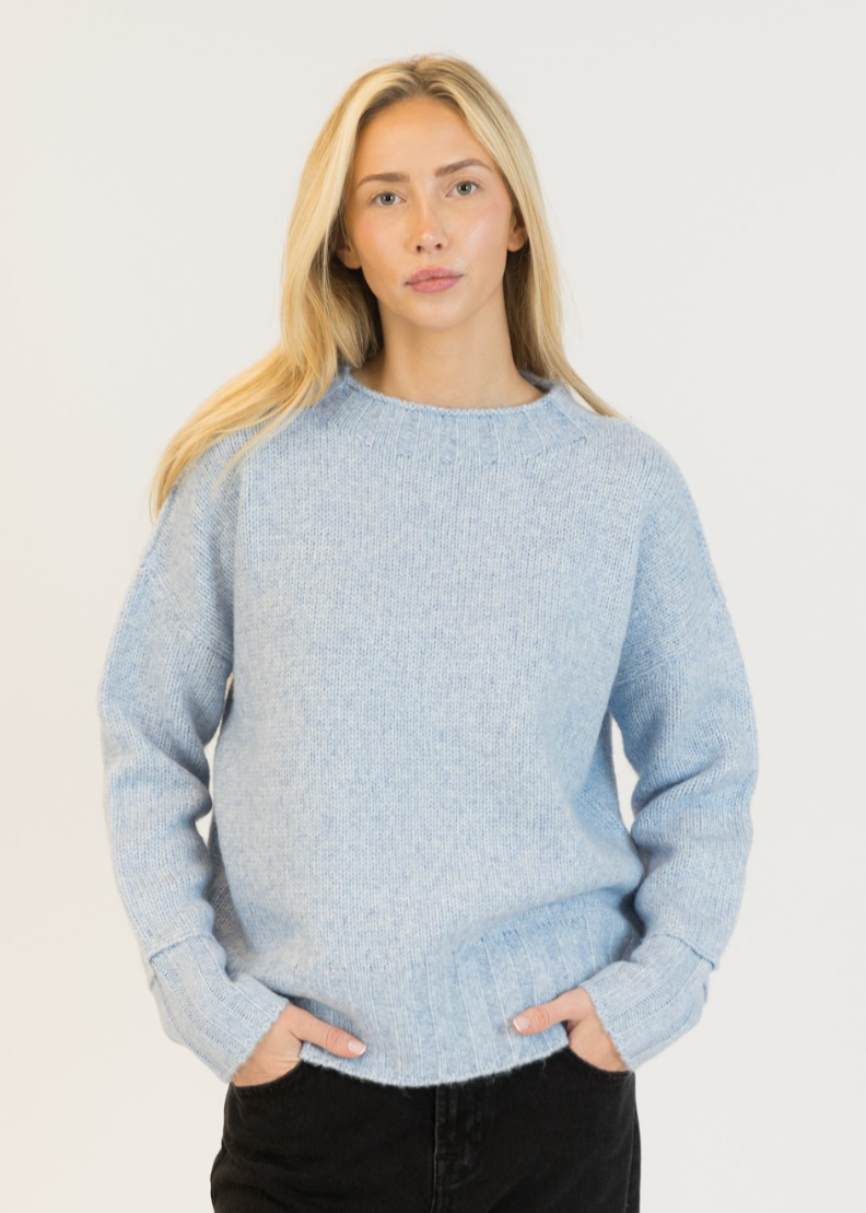 Lyla and Luxe Tanya Sweater