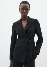 Load image into Gallery viewer, In Wear Briez Blazer
