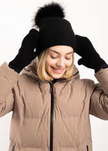Load image into Gallery viewer, Prenelove Carmen Waffle Hat with Pom Pom
