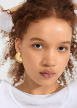 Load image into Gallery viewer, Pilgrim Giga Stud
