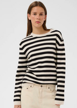 Load image into Gallery viewer, In Wear Madie Pullover
