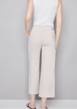 Load image into Gallery viewer, ILTM Elizabeth Wide Legged Striped Crop Pant
