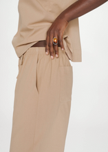 Load image into Gallery viewer, Grace &amp; Mila Rhode Pant
