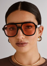 Load image into Gallery viewer, Aire Whirpool Sunglasses
