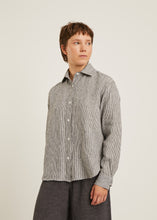 Load image into Gallery viewer, Naif Astrid Linen Blouse
