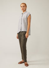 Load image into Gallery viewer, Naif Dolores Linen Top
