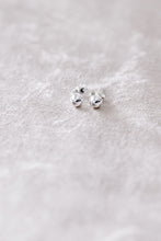 Load image into Gallery viewer, Saskia de Vries Sterling Silver Ball Earrings 5mm
