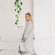 Load image into Gallery viewer, Tofino Towel The Serene Robe
